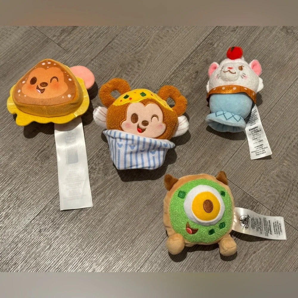 4 Disney Parks Munchlings - Monte Crisco, Creme Brûlée, Onion Ring, Avocado NEW - Picture 1 of 15